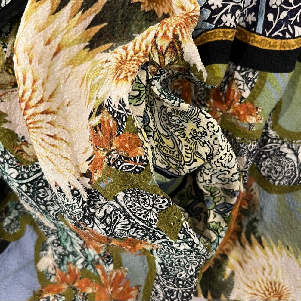 Citron Butterfly Radiance Glow Silk Tunic - Picture 7 of 8